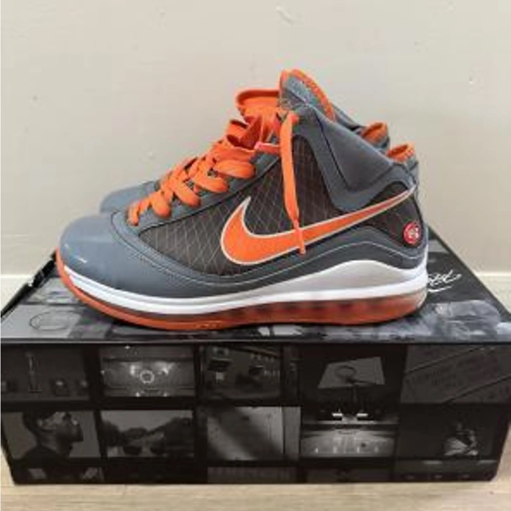 Nike Air Max LeBron 7 TB 'Orange Blaze' sneakers sz 11
